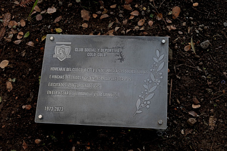 el-csd-colocolo-inaugur-una-placa-conmemorativa-en-villa-grimaldi